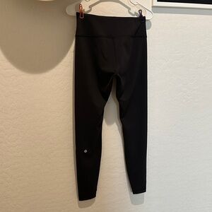 Black fast and free lululemon leggings size 8